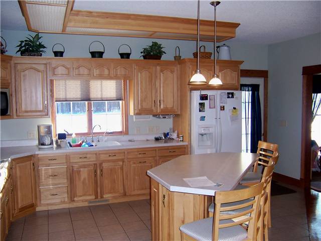 Natural hickory wood with no stain